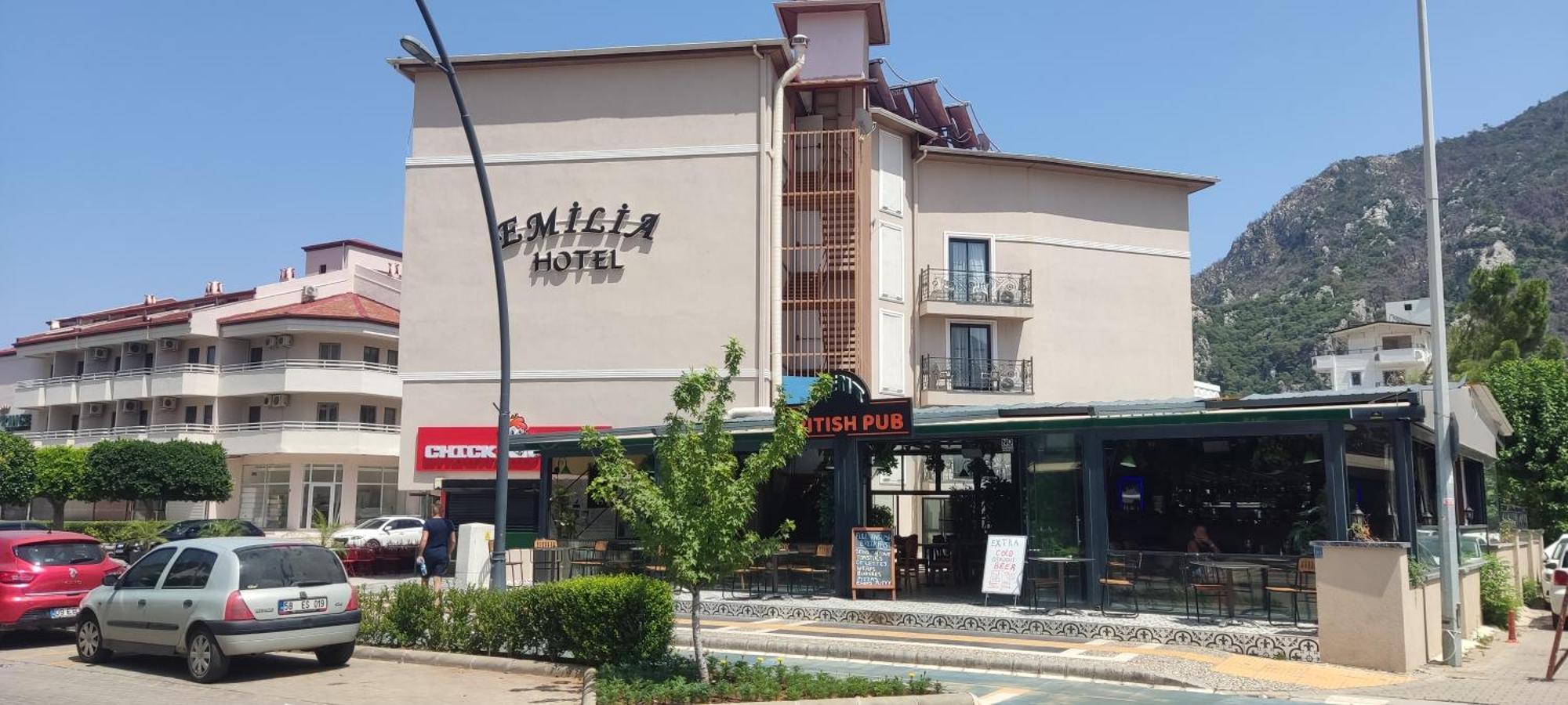 Emilia Otel 穆拉 外观 照片